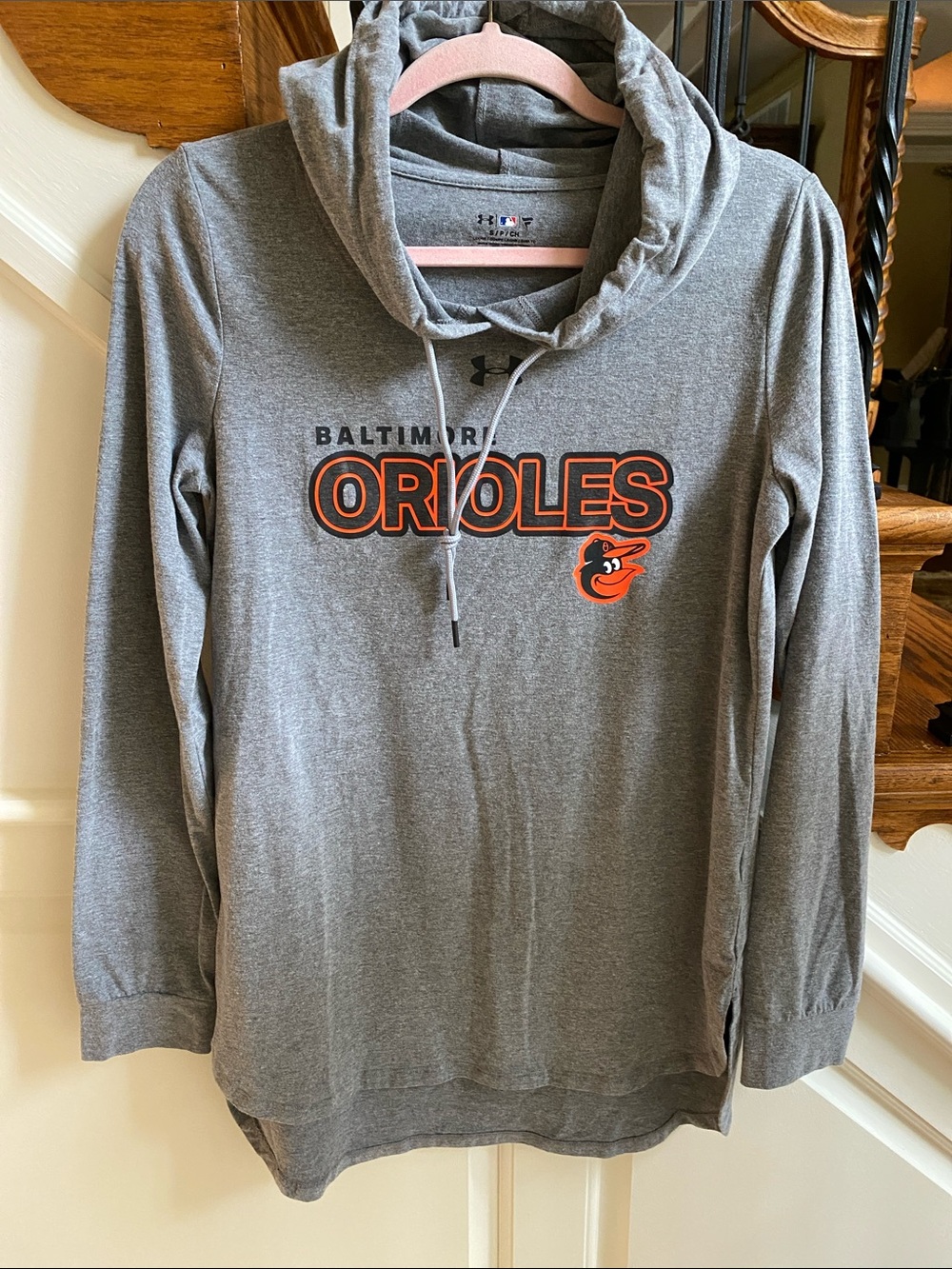 UNDER ARMOUR Orioles Hoodie T-shirt